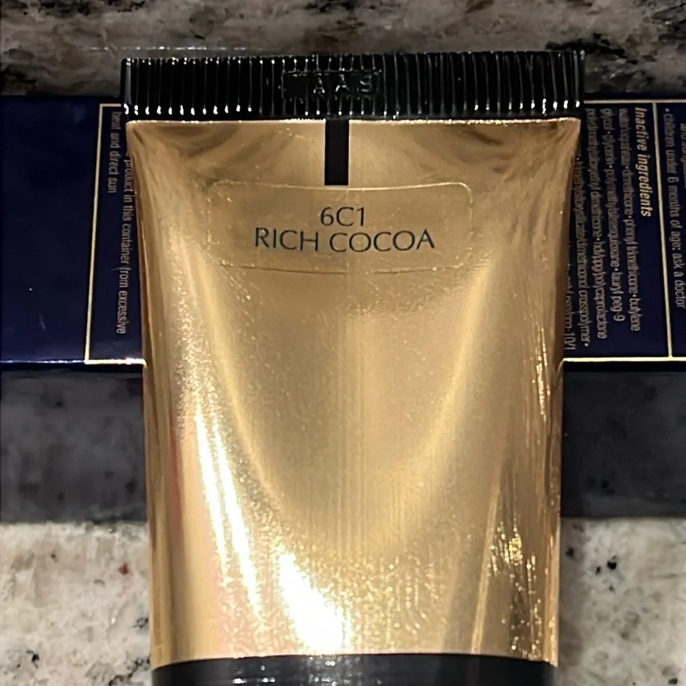 Estée Lauder Futurist Hydra Rescue Moisturizing Foundation SPF 45 Rich Cocoa
